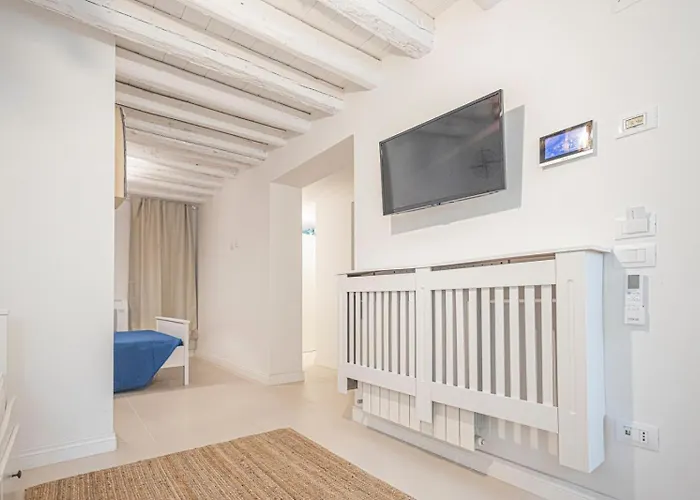 Πανσιόν Sant'andreas 3*